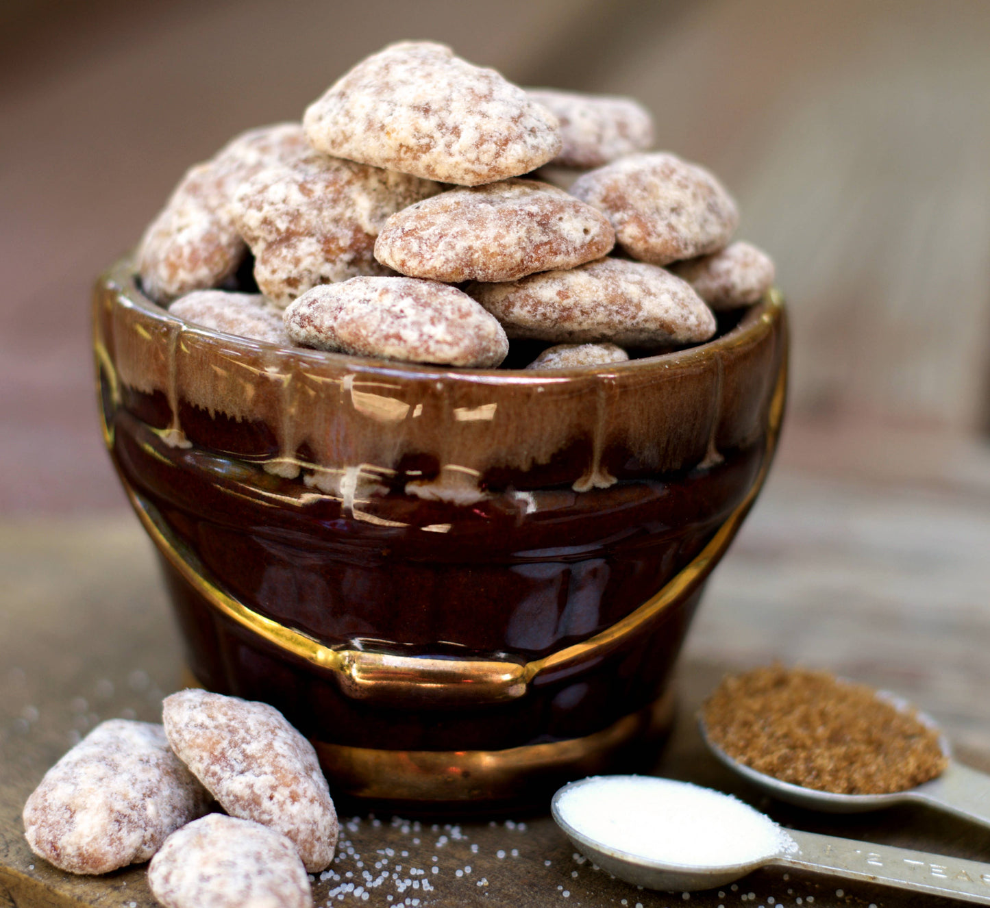 Rattlesnake Ranch Pecans with our 3.5 oz. Snack Size Kraft Bag,