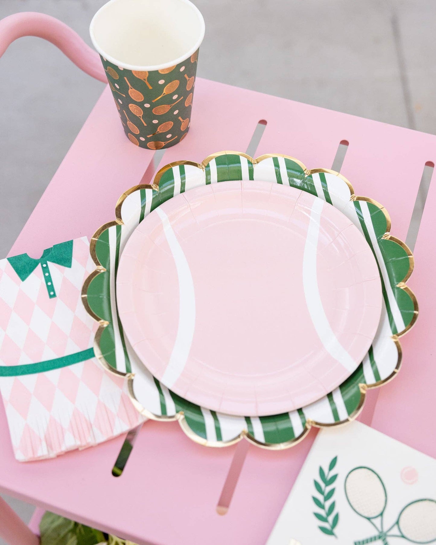 Tennis ball paper plates
Pink tennis party supplies
Tennis-themed birthday decorations
Sports party tableware
Tennis banquet plates
Tennis event essentials
Fun shaped disposable plates
8-inch party plates
Tennis picnic supplies
Game day party decorations