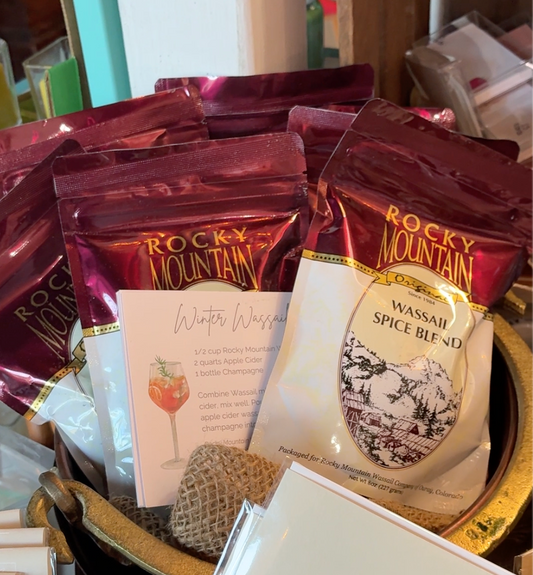 Sparkling Winter Wassail Mimosas for Your Christmas Party