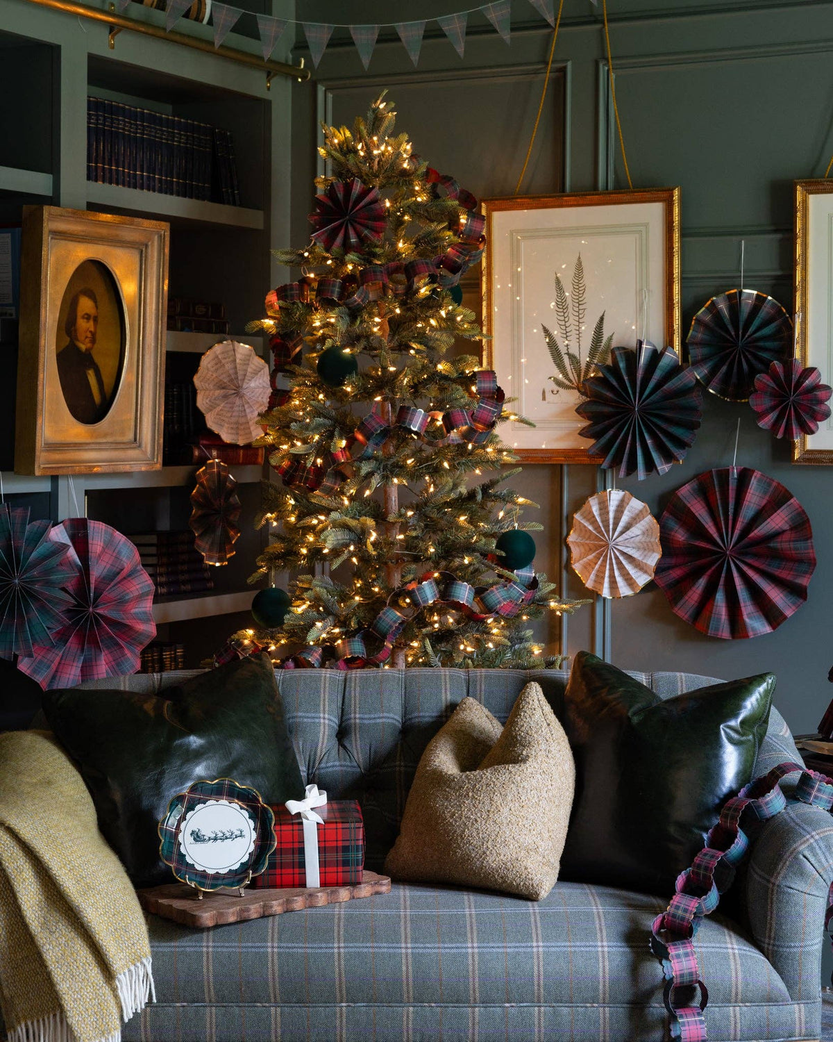 Plaid Paper Fan Holiday Decor | Set of 5